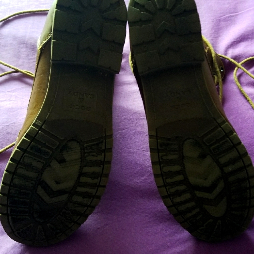 Boots - Picture 2 of 2